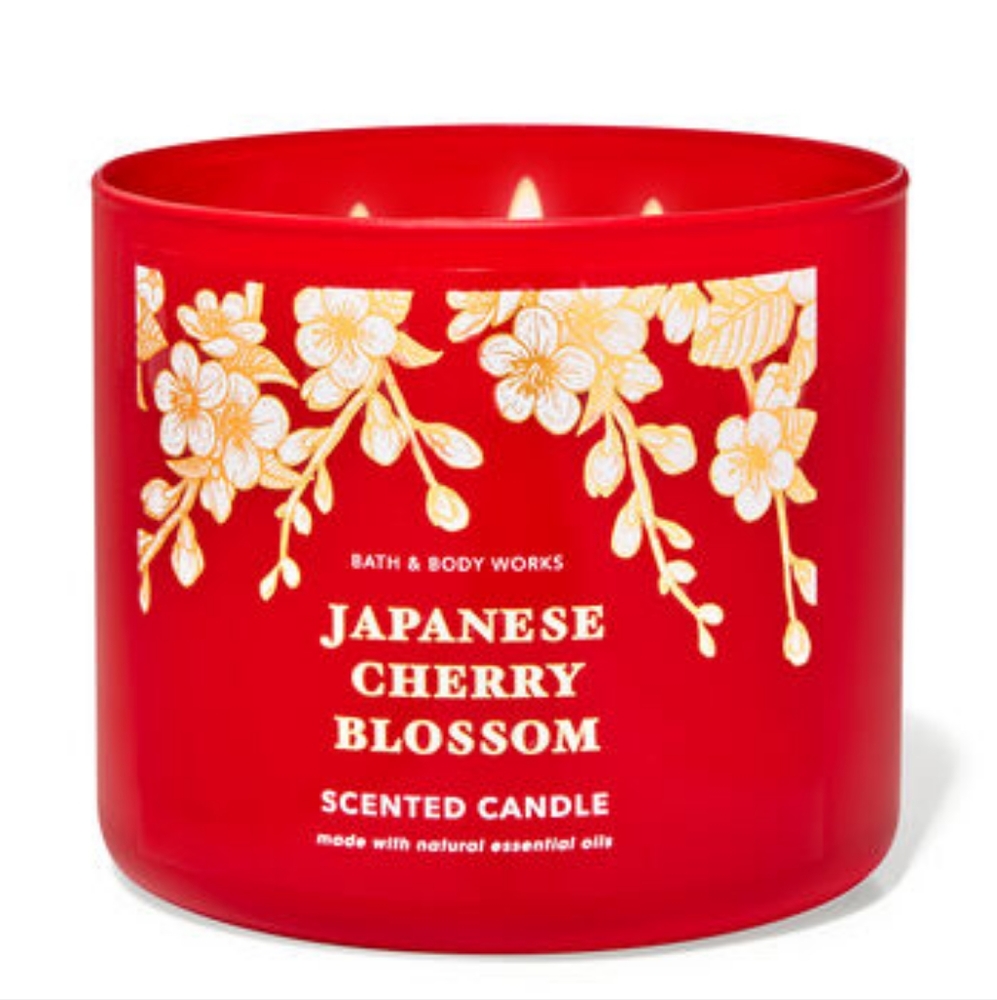 Bath & Body Works Japanese Cherry Blossom Three Wick Candle 14.5 oz NEW
